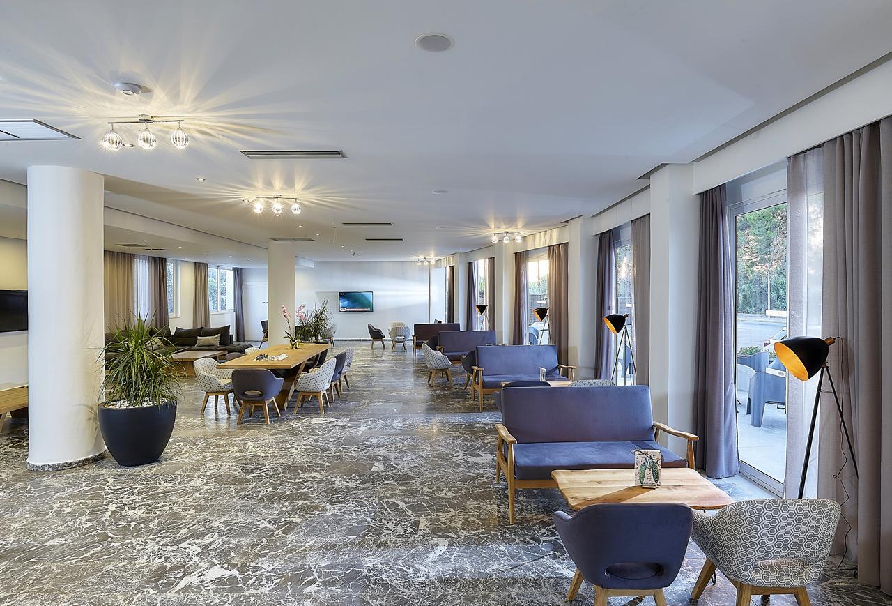 Vasia Royal Hotel Гуве Экстерьер фото