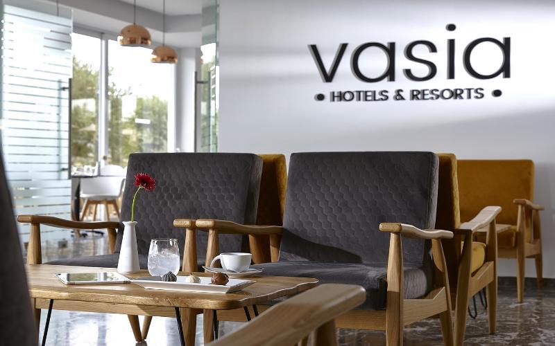 Vasia Royal Hotel Гуве Экстерьер фото